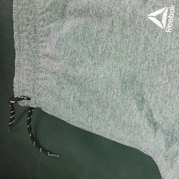 Reebok sweats - Picture 3 of 4